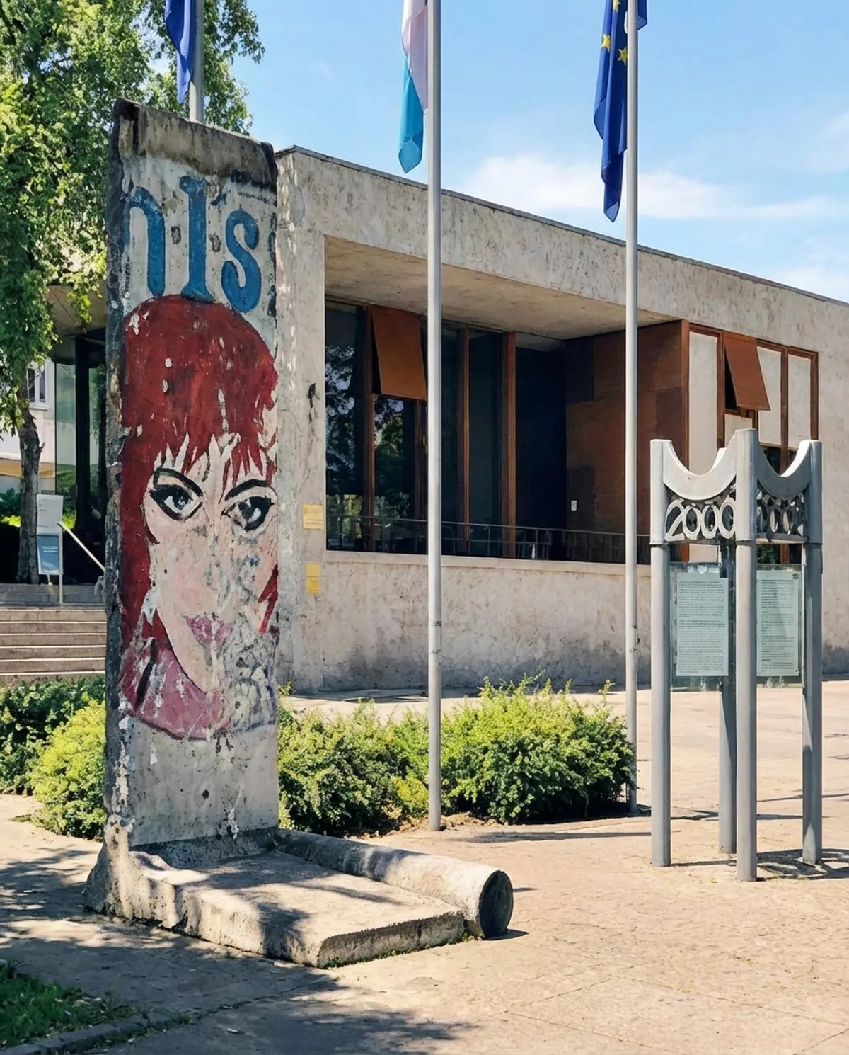 Berlin Wall segment — Schengen, Luxembourg, letter «I»