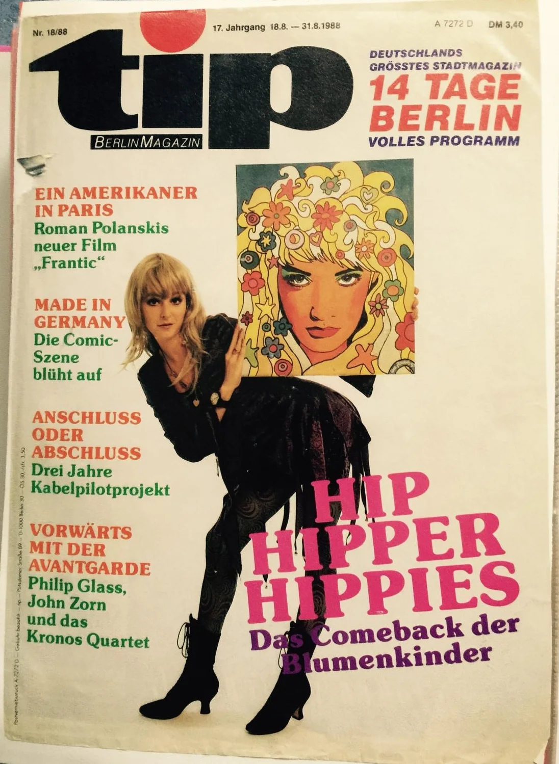 MODEL — tip Berlin cover with Wee Flowers